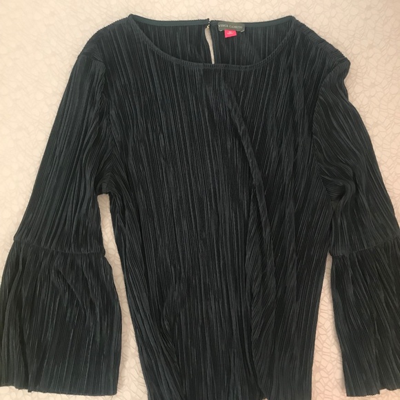 Vince Camuto Navy blouse - Picture 1 of 1